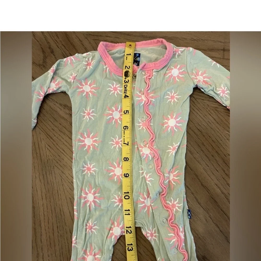 KicKee pants newborn pajamas. Pink and light green. Size 0-3 mo
